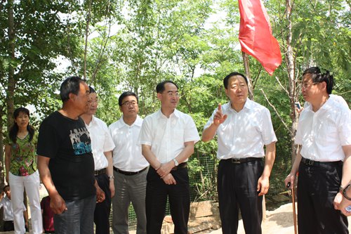 李亚明理事长一行赴阳泉调研