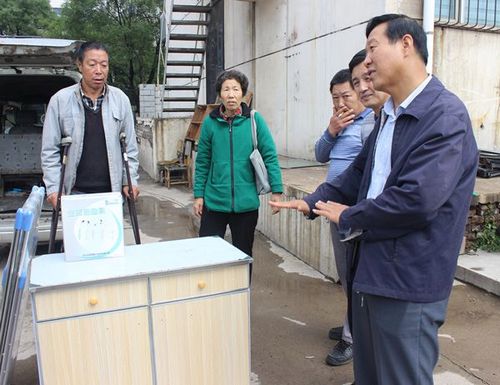 太原市古交市残联集中发放无障碍改造器具